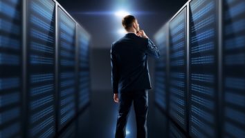 Innovative Chip-Scale Light Technology from Trinity College Enhances AI and Data Centre Efficiency